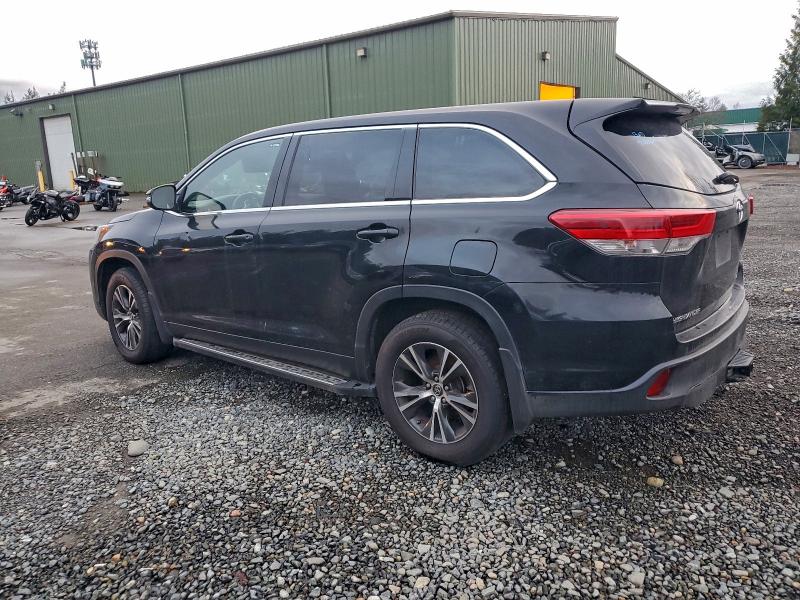 Photo 2 from auction – 2019 TOYOTA HIGHLANDER with VIN 5TDBZRFH2KS963711