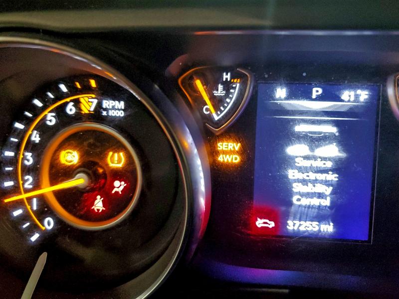 Photo 9 from auction – 2022 JEEP GLADIATOR with VIN 1C6HJTAG8NL130246