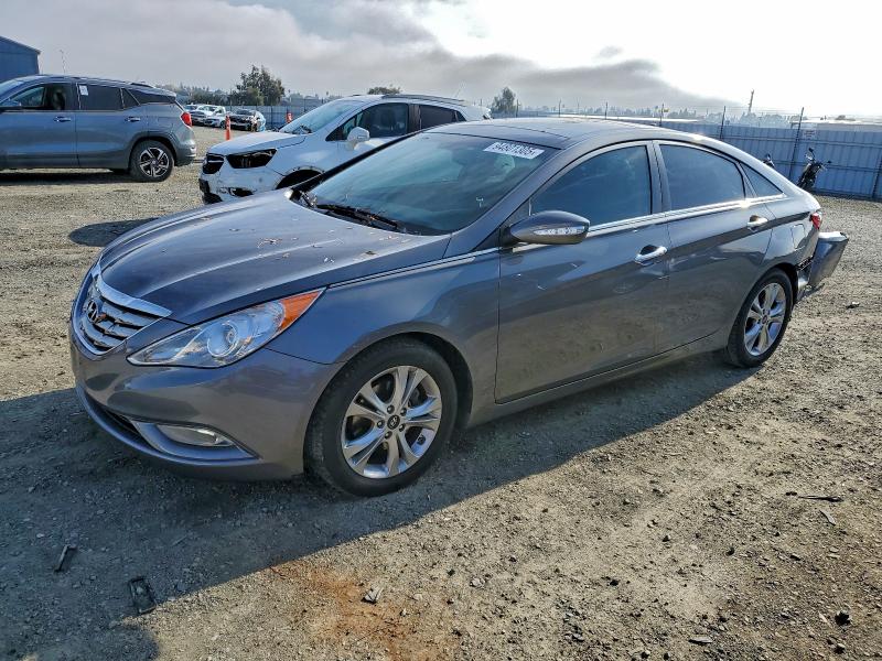 HYUNDAI SONATA SE 2013 with VIN 5NPEC4AC7DH653592 - Photo from auction