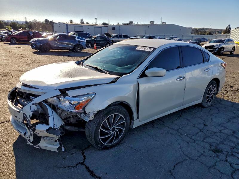 Photo 1 from auction – 2015 NISSAN ALTIMA 2.5 with VIN 1N4AL3AP0FC234256