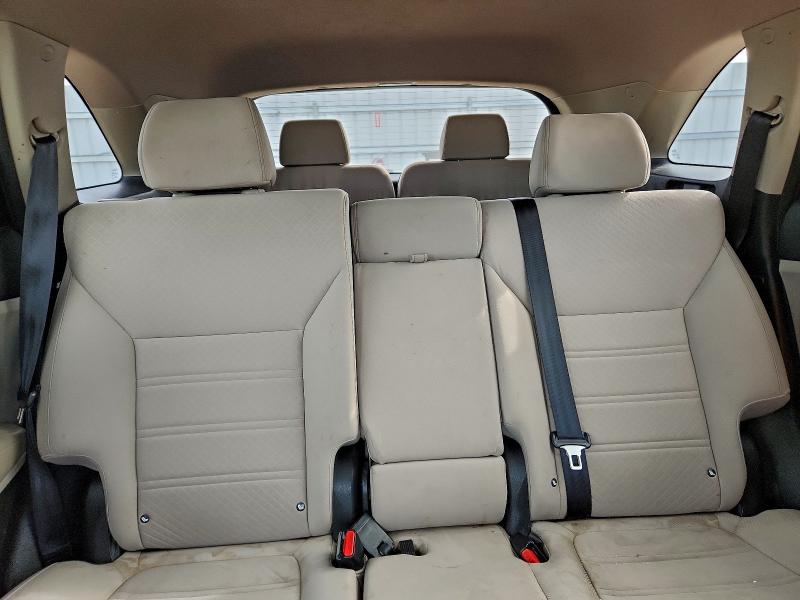 Photo 10 from auction – 2016 KIA SORENTO LX with VIN 5XYPG4A58GG130950