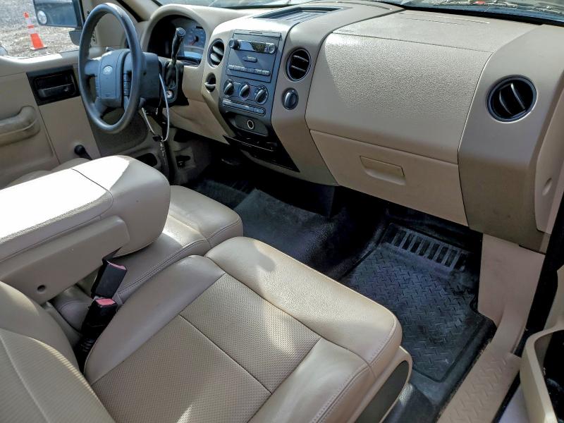 Photo 8 from auction – 2005 FORD F150 with VIN 1FTRF12285NB03994