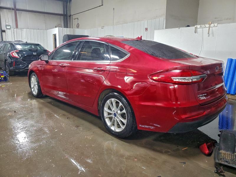 Photo 2 from auction – 2019 FORD FUSION with VIN 3FA6P0HD5KR230560