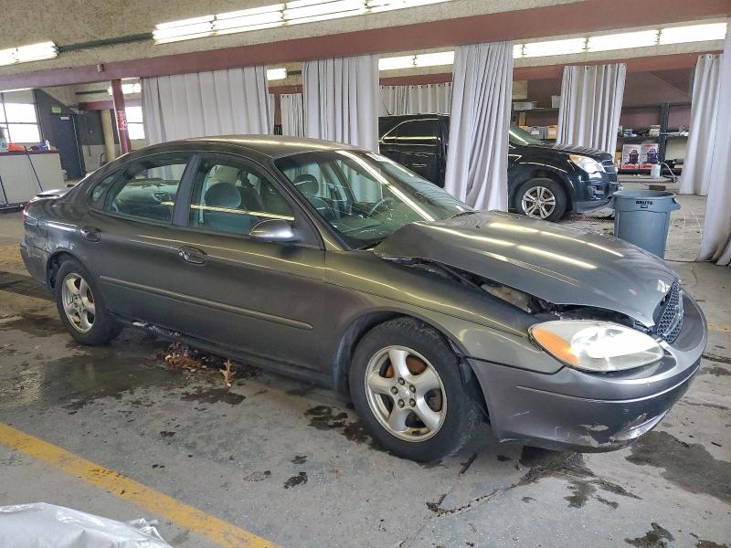 Photo 4 from auction – 2002 FORD TAURUS SE with VIN 1FAHP53U32G190855