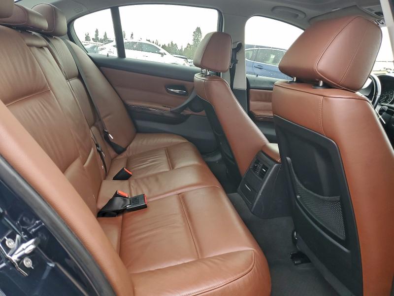 Photo 10 from auction – 2006 BMW 330 I with VIN WBAVB33586PS16751