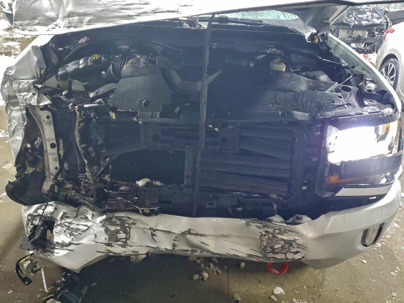 Photo 11 from auction – 2018 CHEVROLET SILVERADO with VIN 1GCVKREC7JZ213628