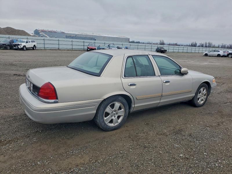Photo 3 from auction – 2011 FORD CROWN VICT with VIN 2FABP7EV3BX127384