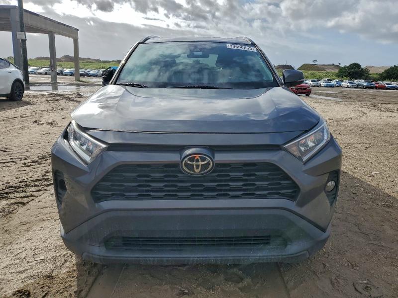 Photo 5 from auction – 2020 TOYOTA RAV4 XLE with VIN 2T3W1RFV2LC069322