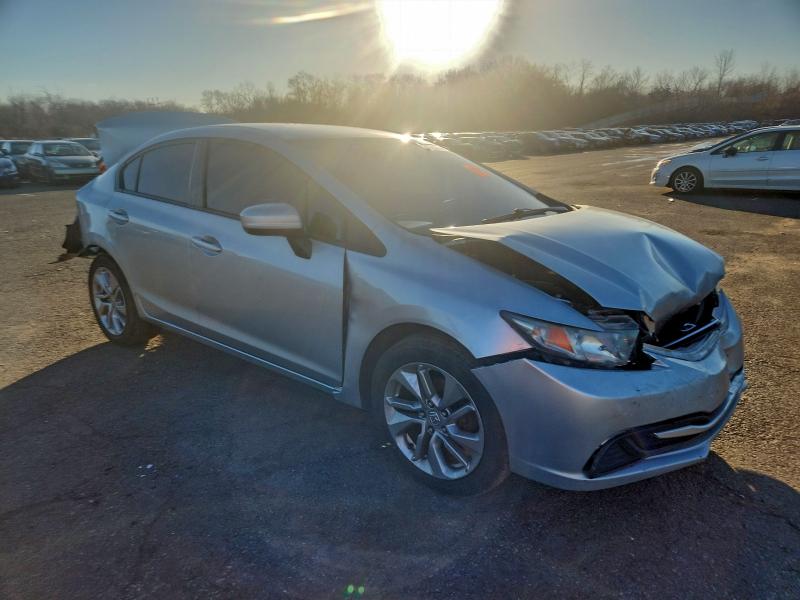Photo 4 from auction – 2015 HONDA CIVIC LX with VIN 19XFB2F52FE216032