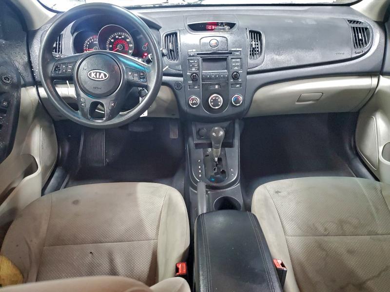 Photo 8 from auction – 2010 KIA FORTE EX with VIN KNAFU4A20A5054647