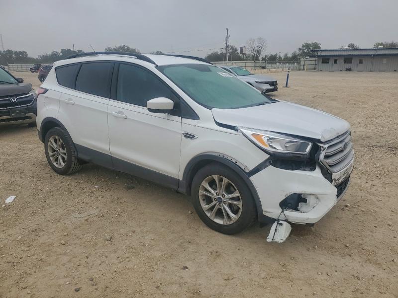 Photo 4 from auction – 2018 FORD ESCAPE SE with VIN 1FMCU0GD9JUC44956