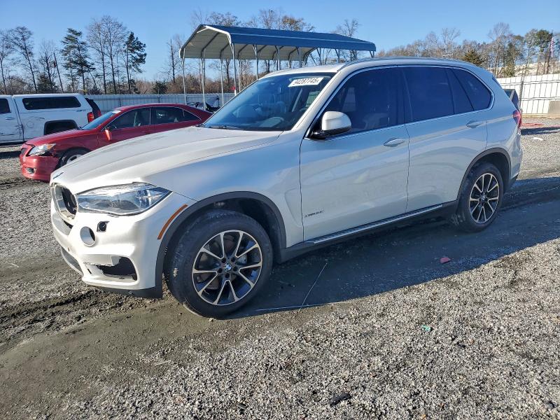 Photo 1 from auction – 2016 BMW X5 XDRIVE3 with VIN 5UXKR0C51G0P21717