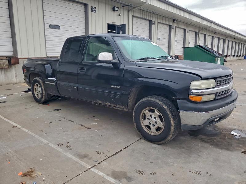 Photo 4 from auction – 1999 CHEVROLET SILVERADO with VIN 2GCEK19T7X1263619