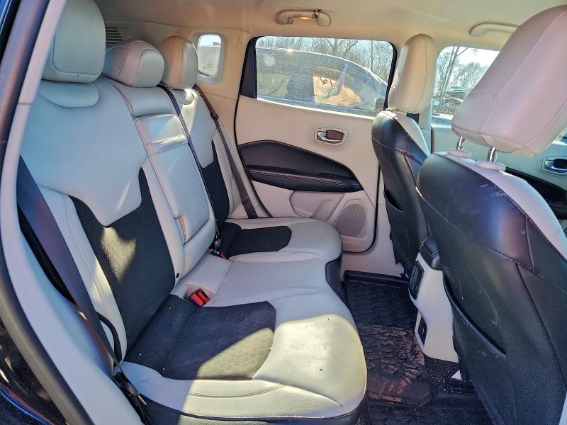 Photo 11 from auction – 2018 JEEP COMPASS LA with VIN 3C4NJDBB9JT283575