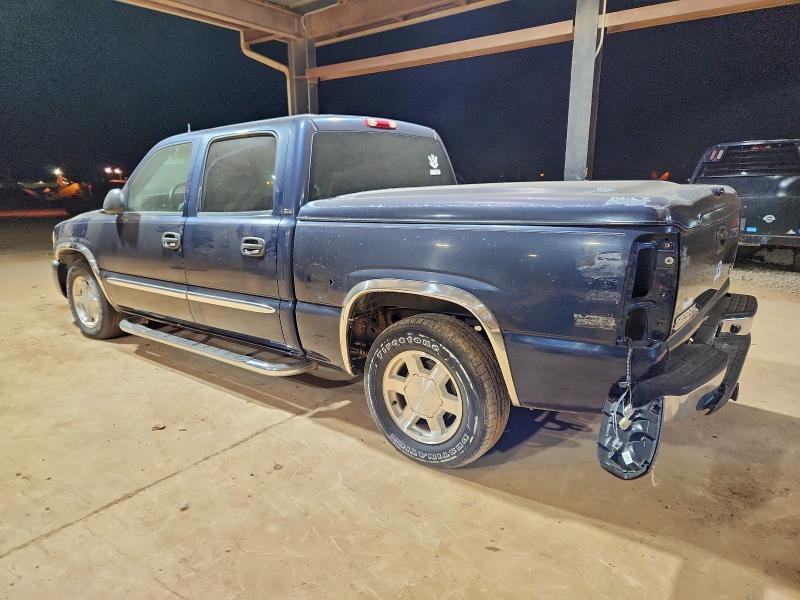 Photo 2 from auction – 2005 GMC NEW SIERRA with VIN 2GTEC13T151126940