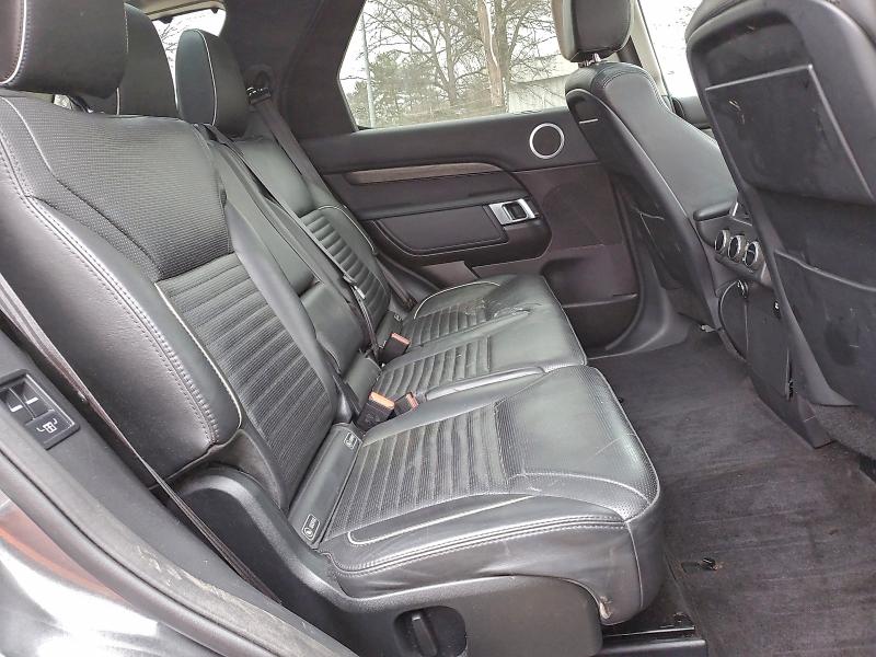 Photo 11 from auction – 2017 LAND ROVER DISCOVERY with VIN SALRRBBV8HA036891