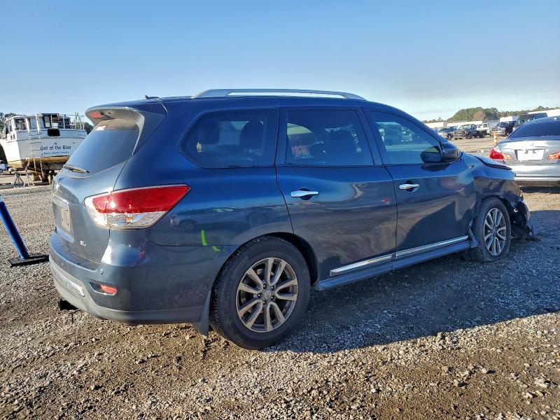 Photo 3 from auction – 2015 NISSAN PATHFINDER with VIN 5N1AR2MN6FC684972