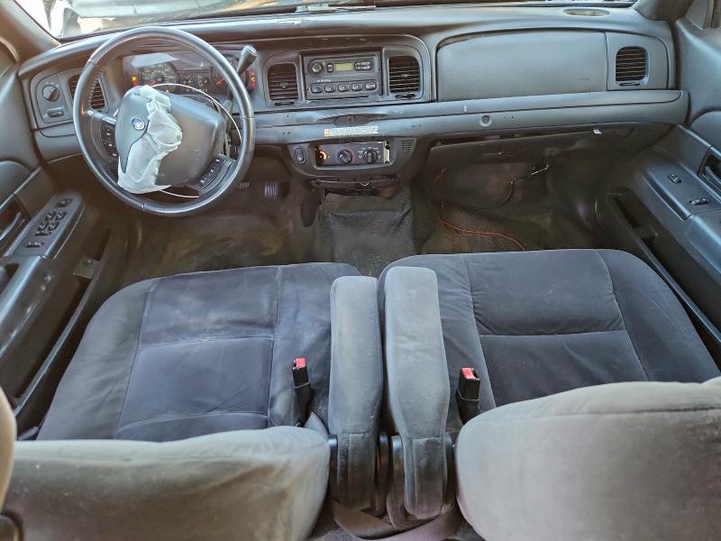 Photo 8 from auction – 2008 FORD CROWN VICT with VIN 2FAFP71V98X153939