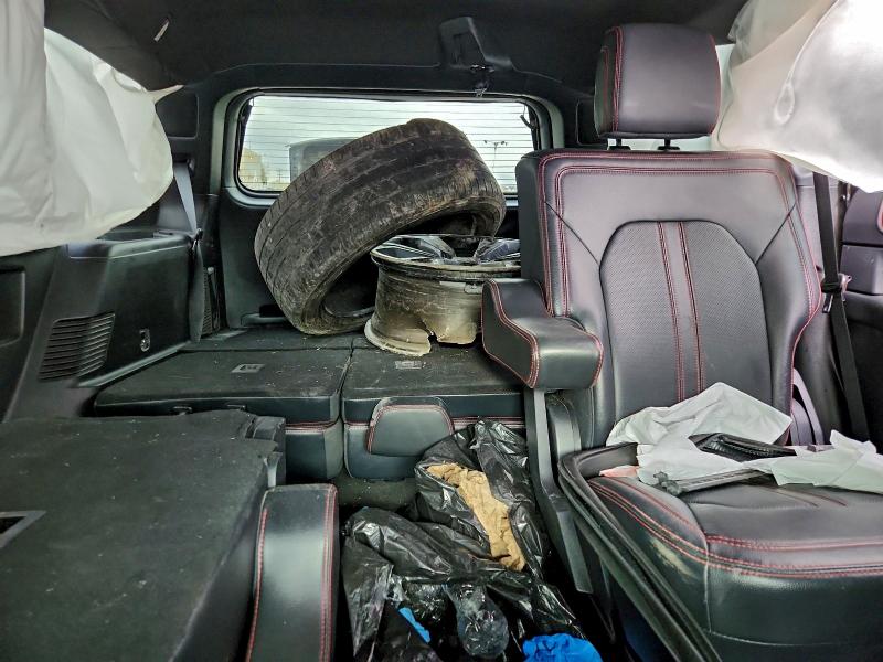Photo 10 from auction – 2023 FORD EXPEDITION with VIN 1FMJU2A83PEA24763