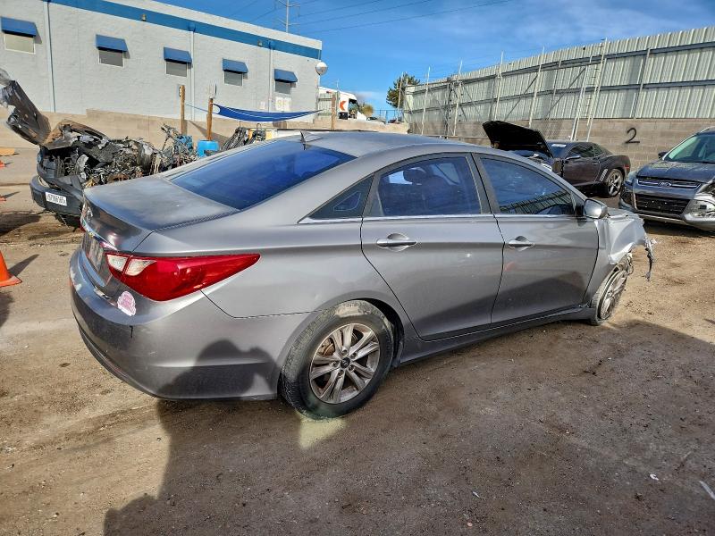 Photo 3 from auction – 2013 HYUNDAI SONATA GLS with VIN 5NPEB4AC5DH797788