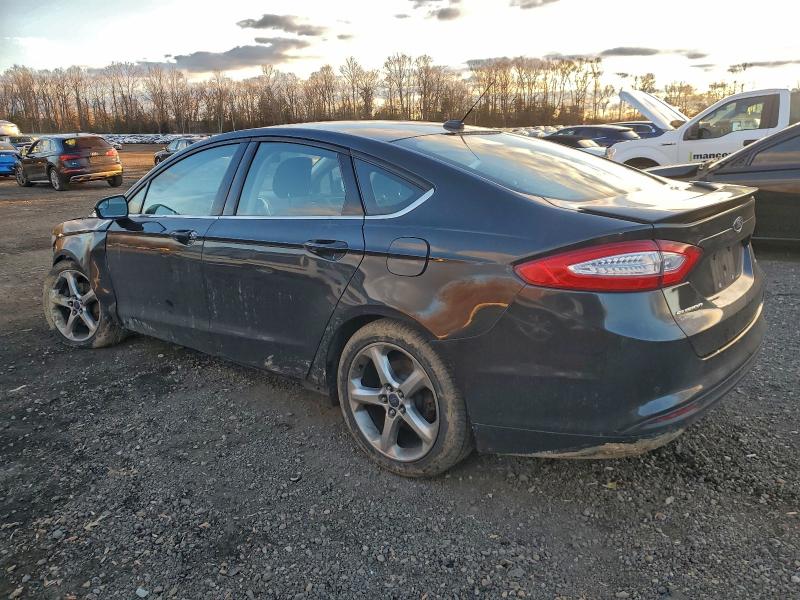 Foto 2 de la subasta – 2014 FORD FUSION con VIN 3FA6P0HD3ER230268
