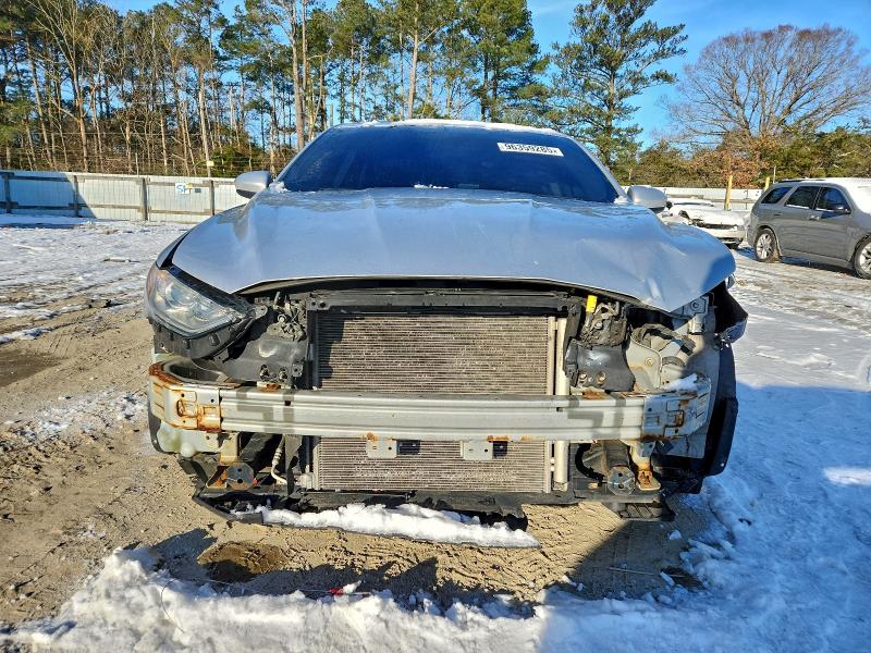Photo 5 from auction – 2018 FORD FUSION with VIN 3FA6P0H76JR198078