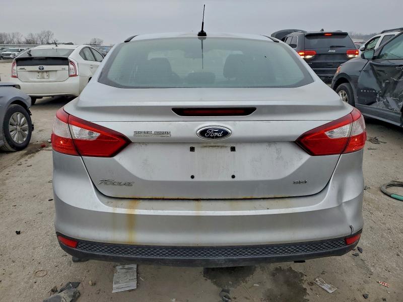Фото 6 с аукциона – 2012 FORD FOCUS SEL с VIN 1FAHP3H22CL388041