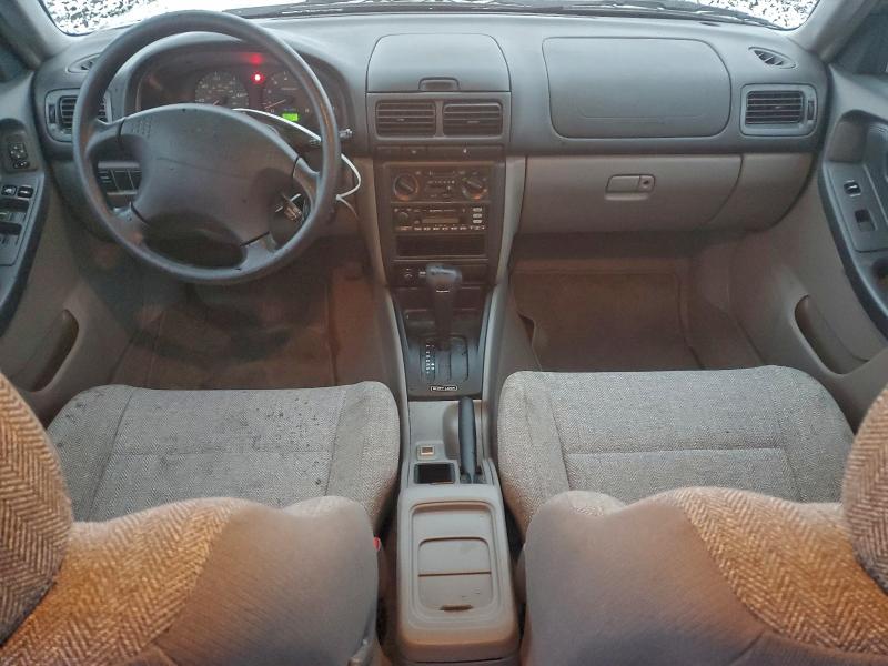 Photo 8 from auction – 2001 SUBARU FORESTER L with VIN JF1SF63591H751933