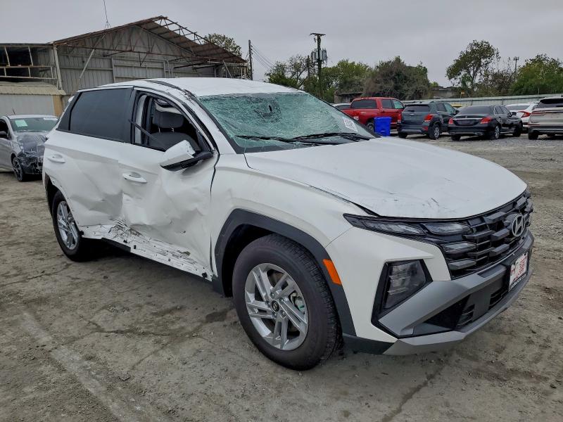 Photo 4 from auction – 2025 HYUNDAI TUCSON with VIN 5NMJA3DE2SH591234