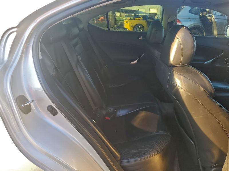 Photo 10 from auction – 2006 LEXUS IS 250 with VIN JTHBK262062009767
