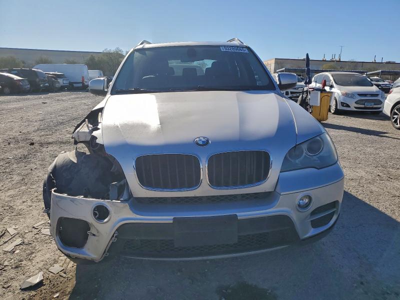 صورة رقم 5 من المزاد - 2013 BMW X5 XDRIVE3 مع VIN 5UXZV4C55D0B09553