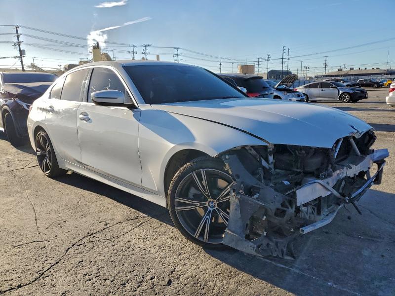 Photo 4 from auction – 2021 BMW MOTORRAD 330I with VIN 3MW5R1J03M8B83256