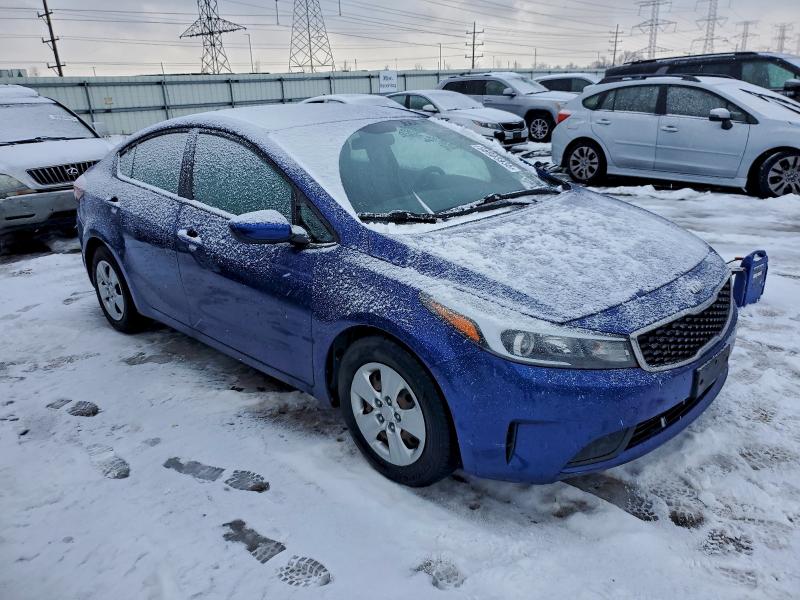 Photo 4 from auction – 2017 KIA FORTE LX with VIN 3KPFK4A7XHE095564