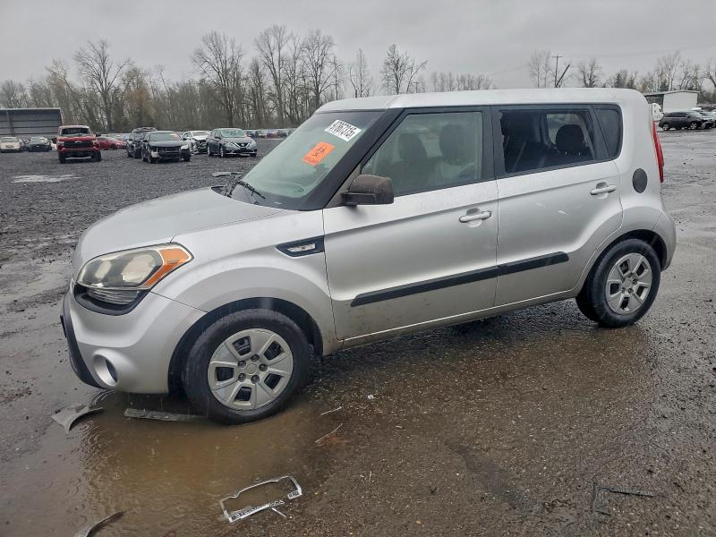 KIA SOUL 2012 مع رقم تعريف المركبة KNDJT2A53C7468527 - صورة من المزاد