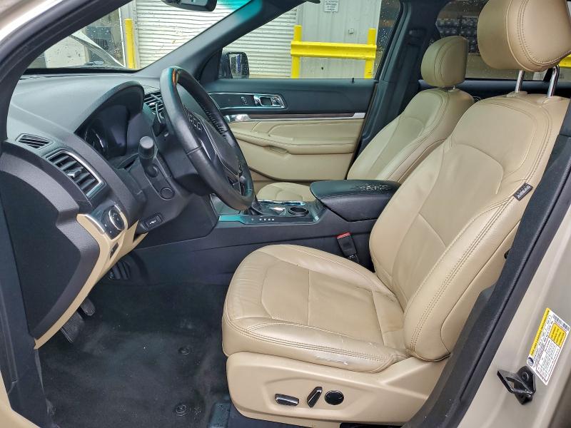 Photo 7 from auction – 2017 FORD EXPLORER L with VIN 1FM5K7F81HGA53939