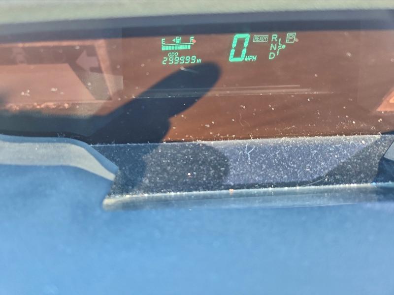 Photo 9 from auction – 2005 TOYOTA PRIUS with VIN JTDKB20U353040631
