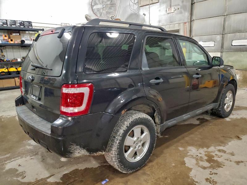 Photo 3 from auction – 2011 FORD ESCAPE XLT with VIN 1FMCU9D78BKB99234