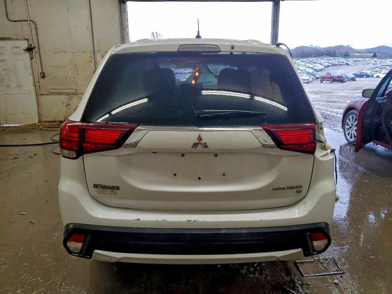 Photo 6 from auction – 2016 MITSUBISHI OUTLANDER with VIN JA4AD3A32GZ007373