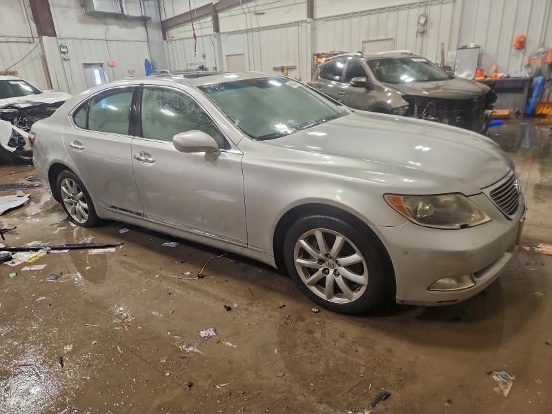 Photo 4 from auction – 2007 LEXUS LS 460 with VIN JTHBL46F275049103