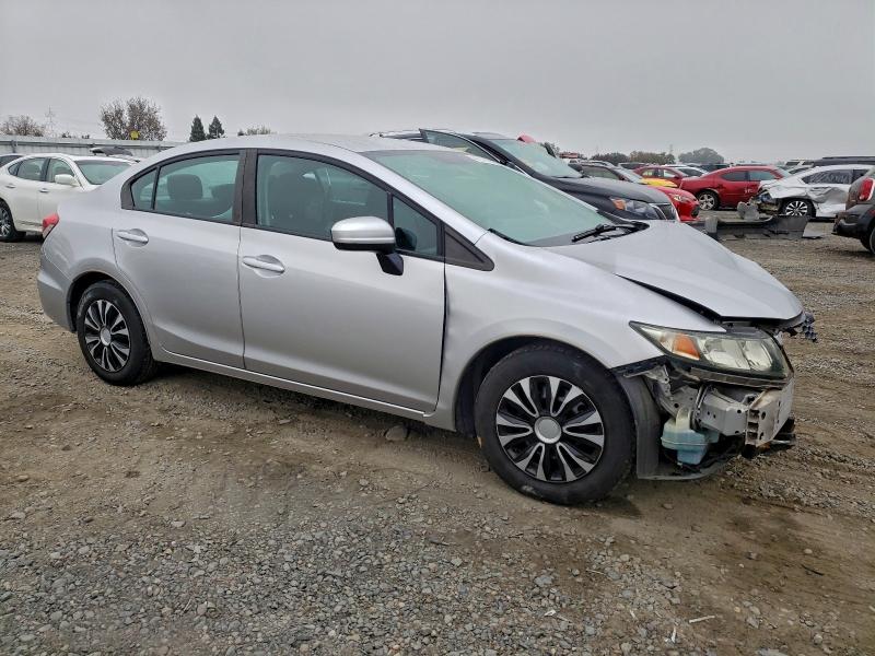 Photo 4 from auction – 2014 HONDA CIVIC LX with VIN 19XFB2F57EE273244