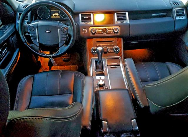 Photo 8 from auction – 2011 LAND ROVER RANGE ROVE with VIN SALSH2E42BA703372