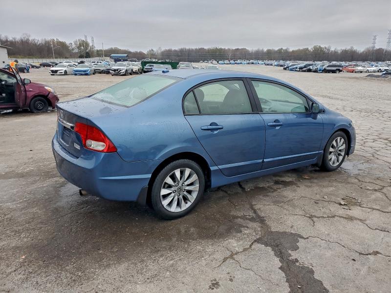 Photo 3 from auction – 2010 HONDA CIVIC EXL with VIN 19XFA1F90AE000012