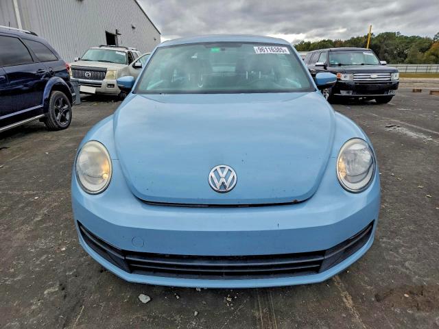 Photo 5 from auction – 2013 VOLKSWAGEN BEETLE with VIN 3VWJX7AT7DM679704