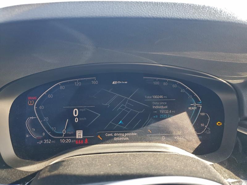 Photo 9 from auction – 2021 BMW 530E with VIN WBA13AG01MCF54742