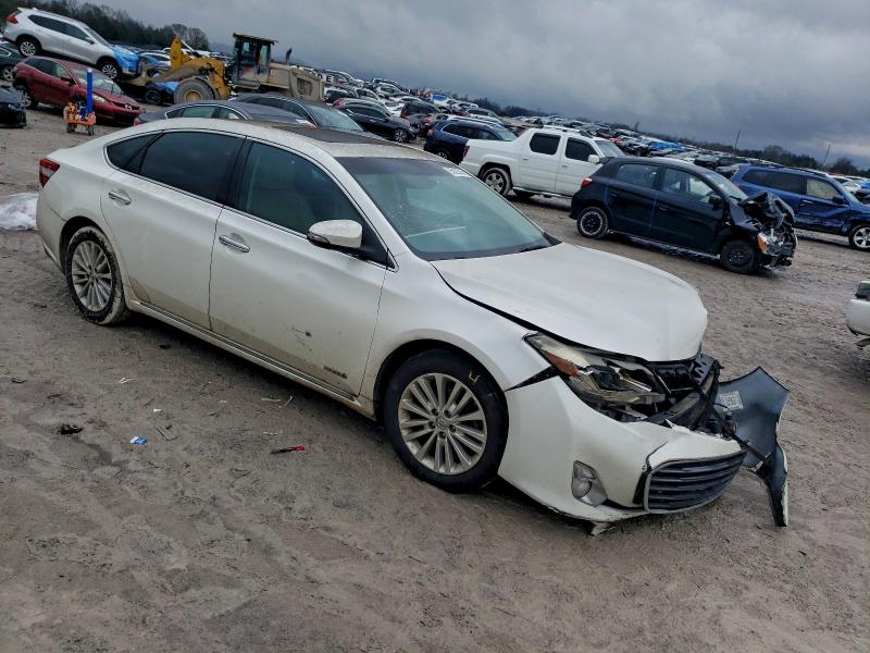 Photo 4 from auction – 2014 TOYOTA AVALON HYB with VIN 4T1BD1EB2EU029234