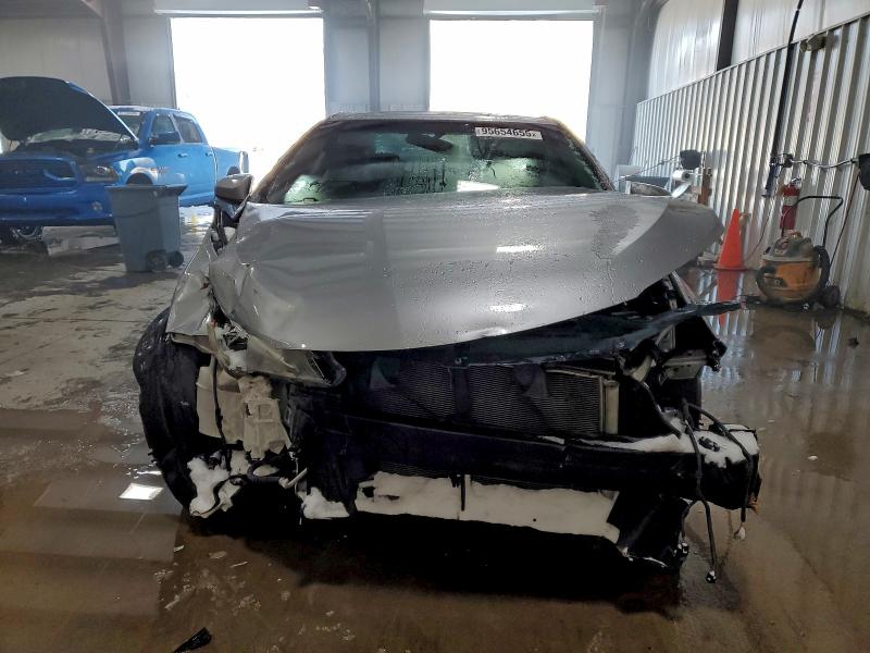 Photo 5 from auction – 2016 TOYOTA CAMRY LE with VIN 4T4BF1FK8GR517444