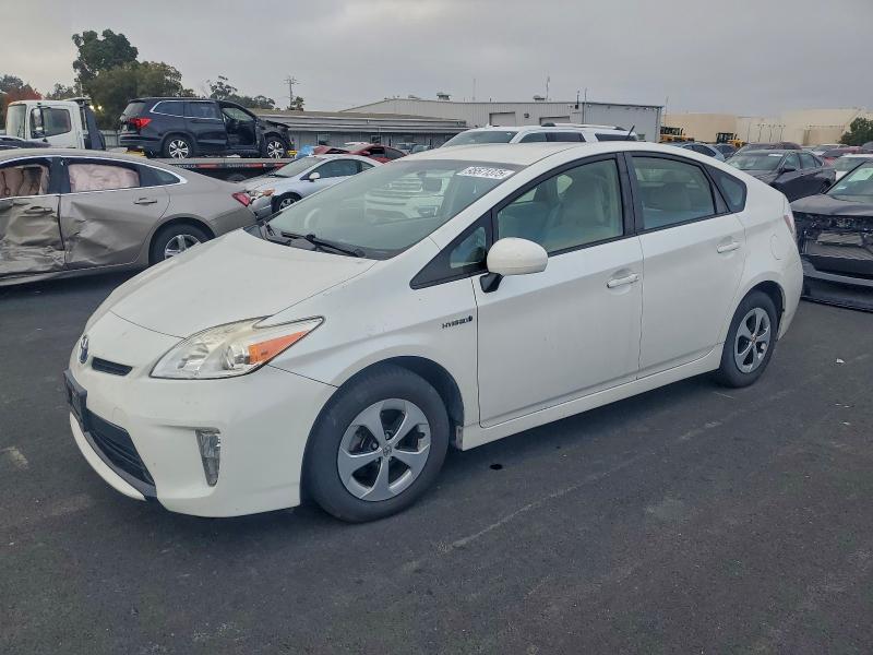 TOYOTA PRIUS 2015 with VIN JTDKN3DU5F0433458 - Photo from auction