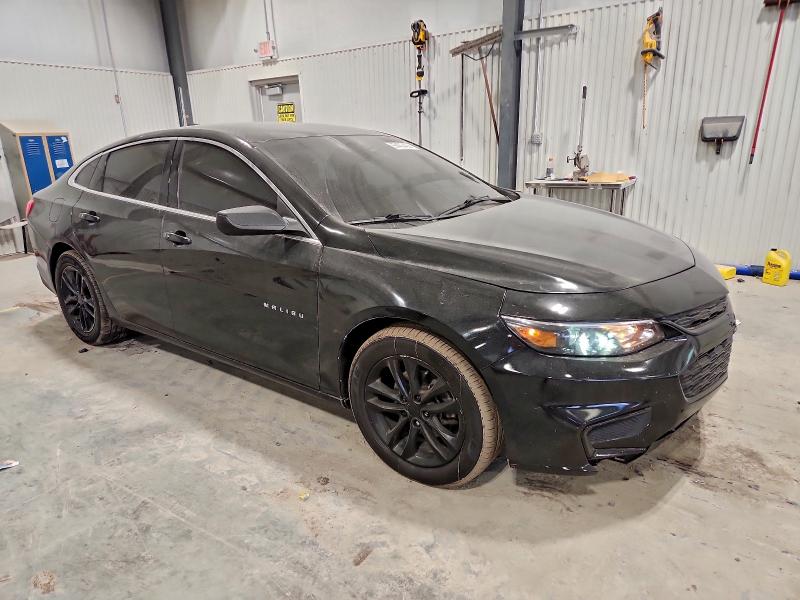 Photo 4 from auction – 2017 CHEVROLET MALIBU LS with VIN 1G1ZB5ST7HF108915