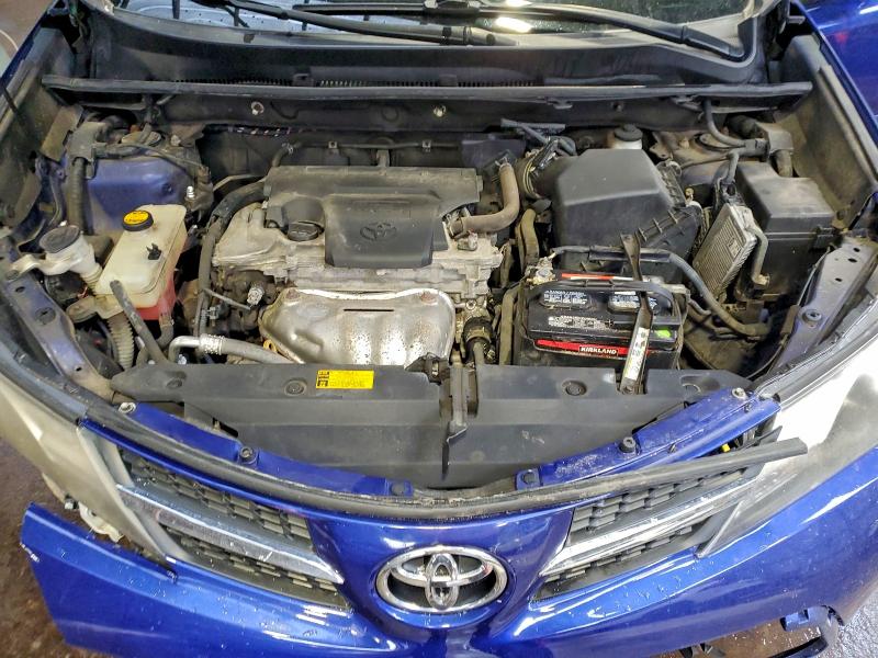 Photo 12 from auction – 2014 TOYOTA RAV4 XLE with VIN 2T3RFREV7EW145148