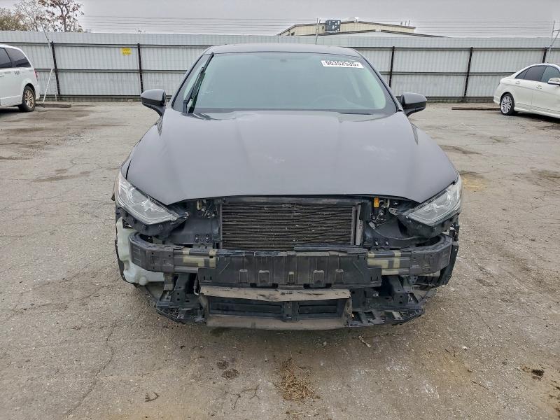 Photo 5 from auction – 2017 FORD FUSION with VIN 3FA6P0H77HR171482